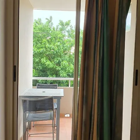 2 Pers A 50 M De La Apartment Fleury (Aude)