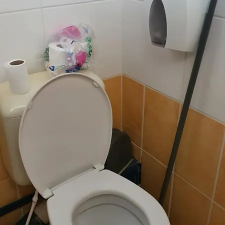 2 Pers A 50 M De La פלורי