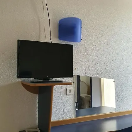 דירה 2 Pers A 50 M De La